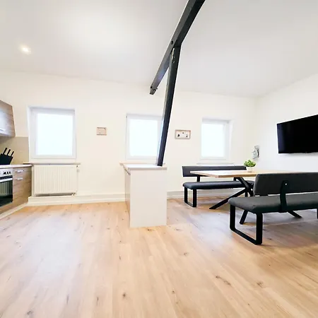 Tolstov - 5 Attic - 3 Bathrooms- Citycenter - 25 Min To Messe Dus Krefeld