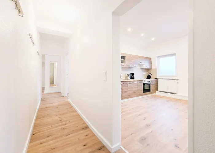 Tolstov - 5 Attic - 3 Bathrooms- Citycenter - 25 Min To Messe Dus Апартаменты