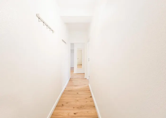 Tolstov - 5 Attic - 3 Bathrooms- Citycenter - 25 Min To Messe Dus Апартаменты *